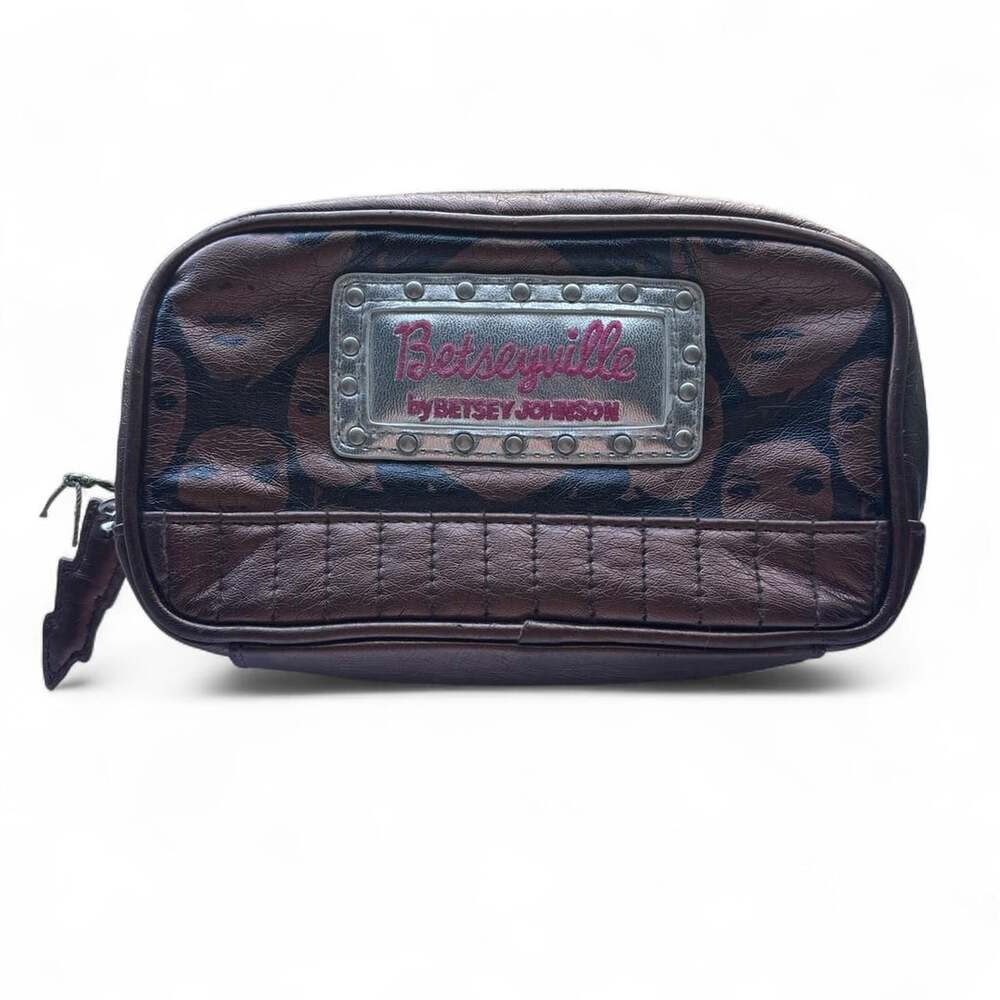 Betseyville by Betsey Johnson Y2K Metallic Brown Pouch